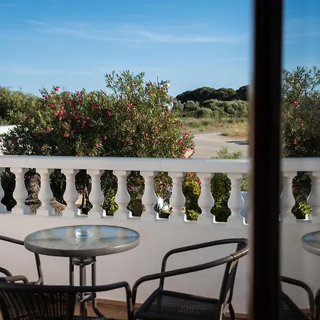 Cabo Roche Pensión *